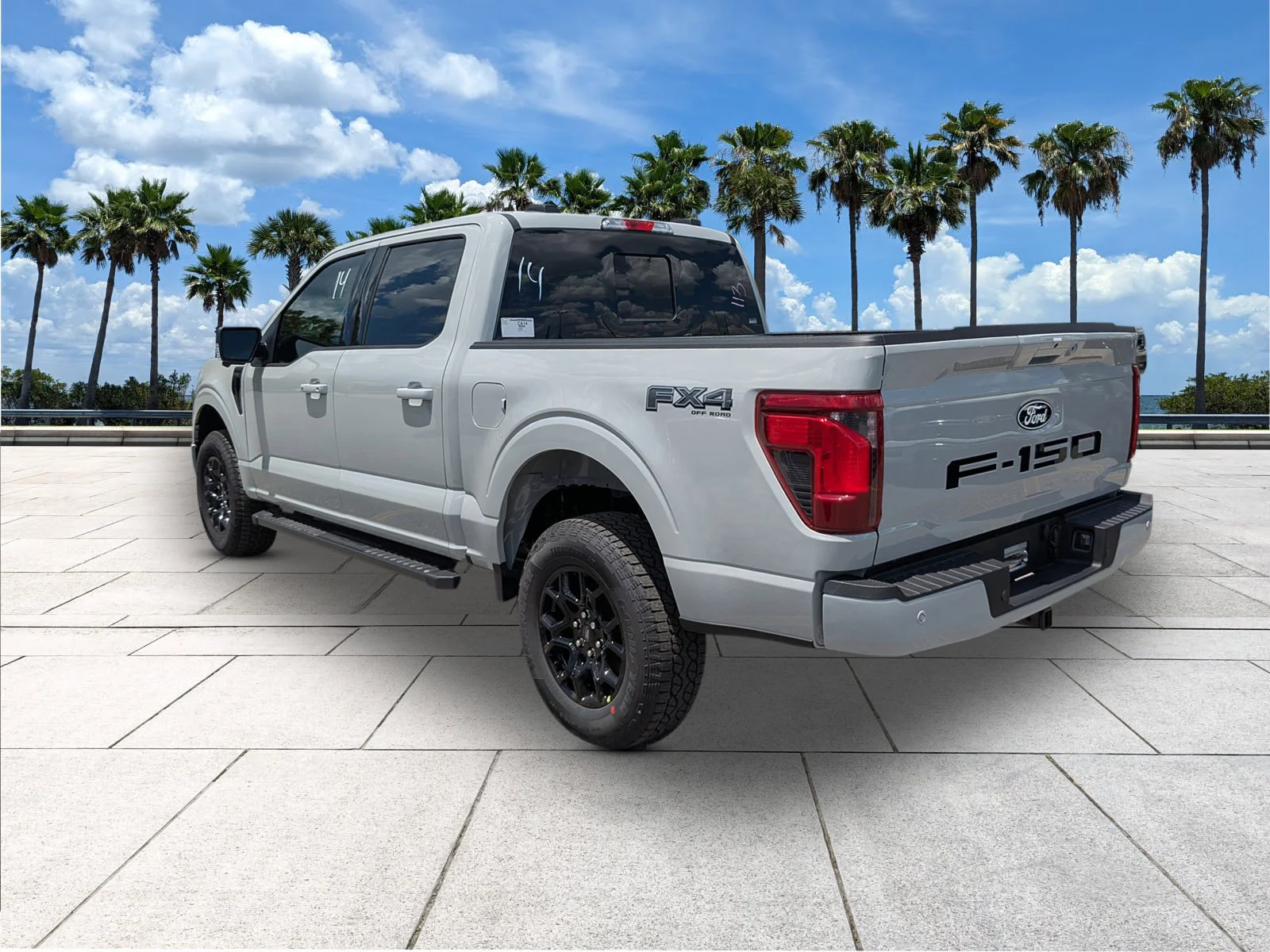 New 2026 Avalanche Ford XLT image 5