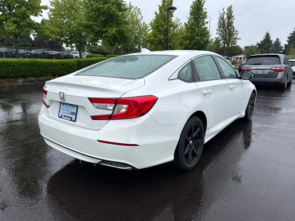 Used 2019 Platinum White Pearl Honda LX image 7