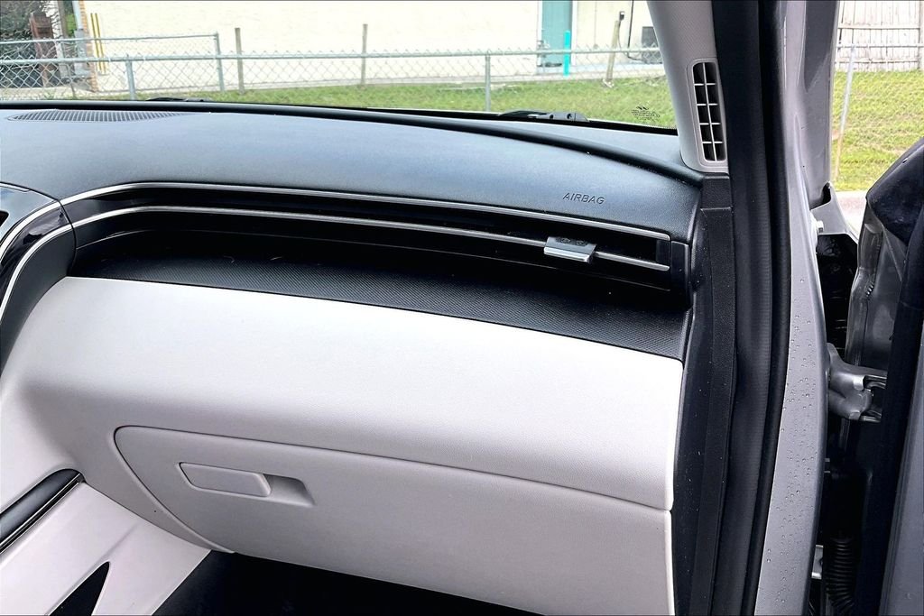 Used 2022 Silver Hyundai SEL image 22