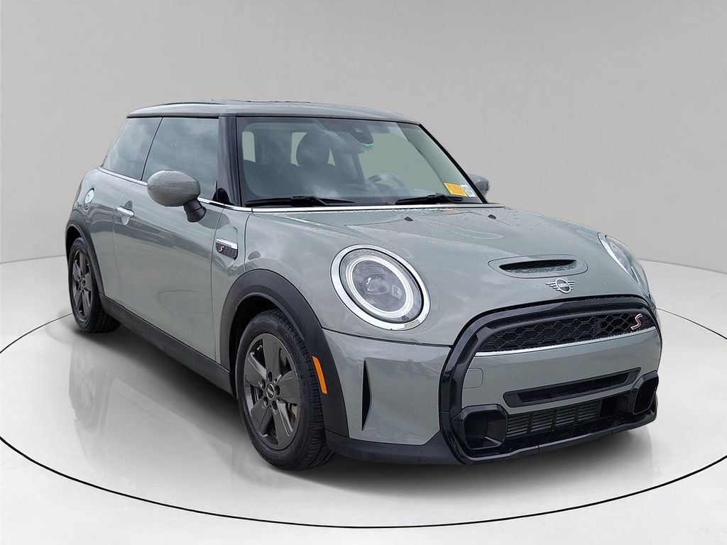 2022 MINI Hardtop Cooper S's photo