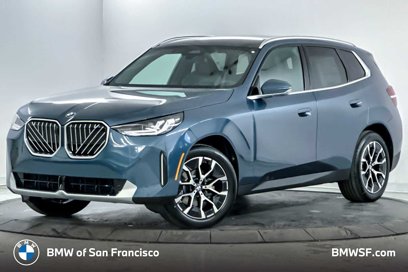 2026 BMW X3 30 XDRIVE's photo