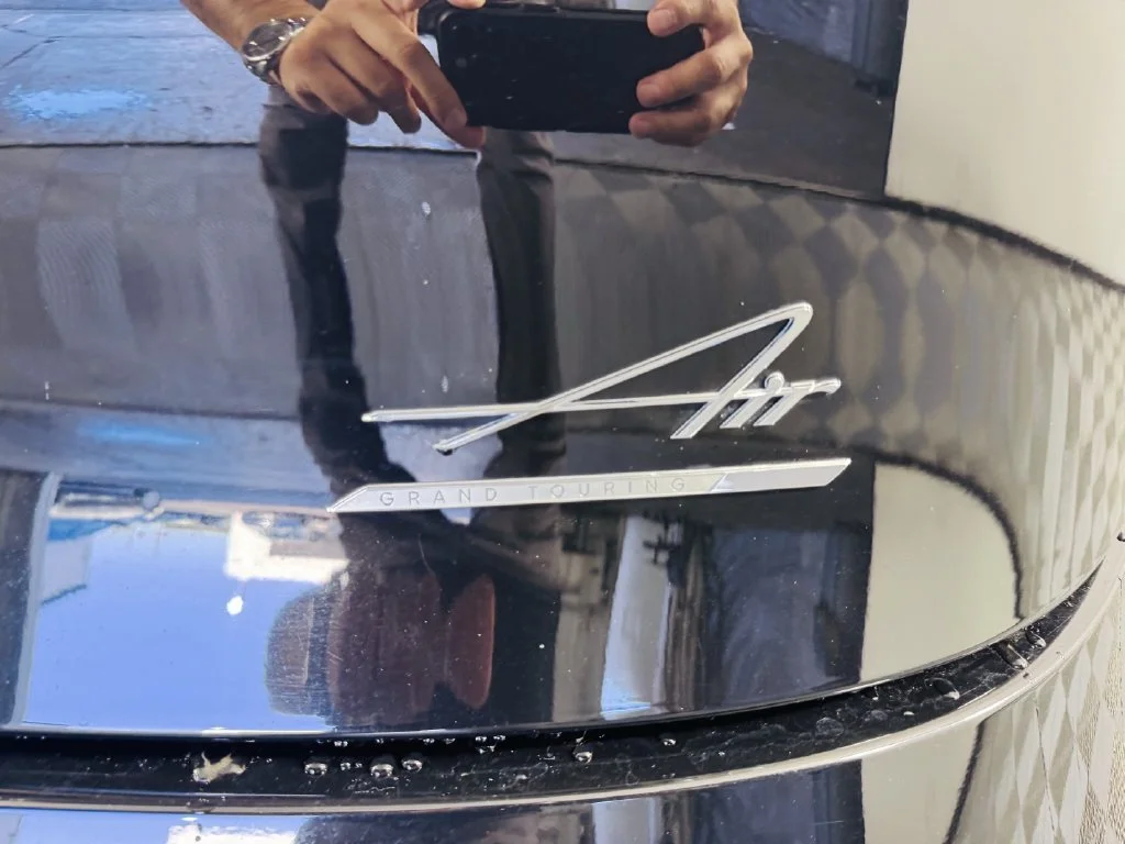 Used 2022 Black Lucid Grand Touring image 27