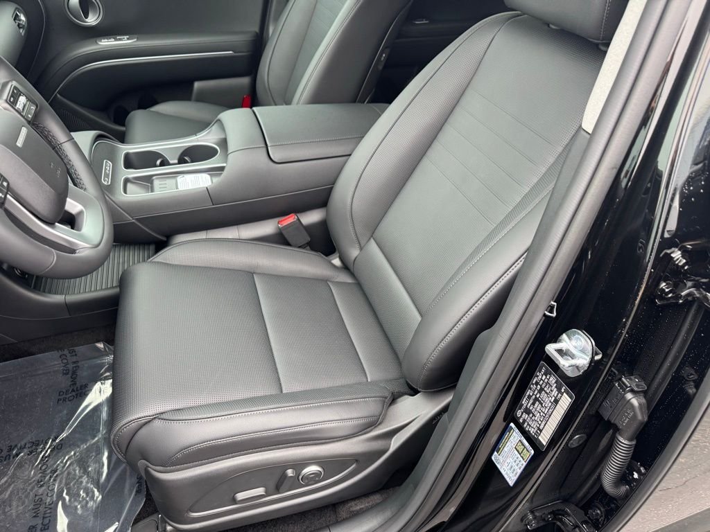 New 2026 Abyss Black Hyundai Limited AWD image 12