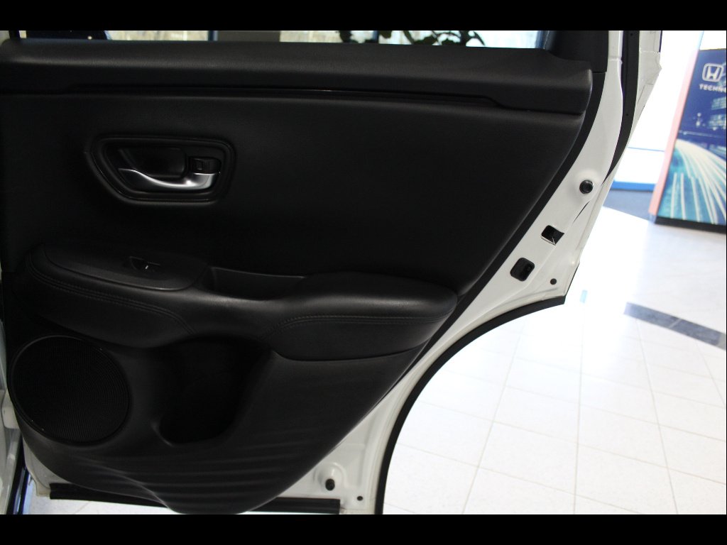 Certified Used 2023 Platinum White Pearl Honda LX image 22