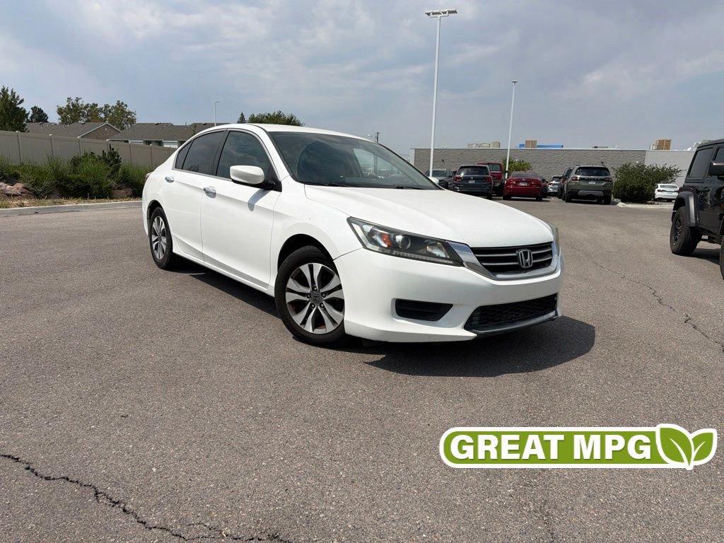 Used 2015  Honda LX image 1