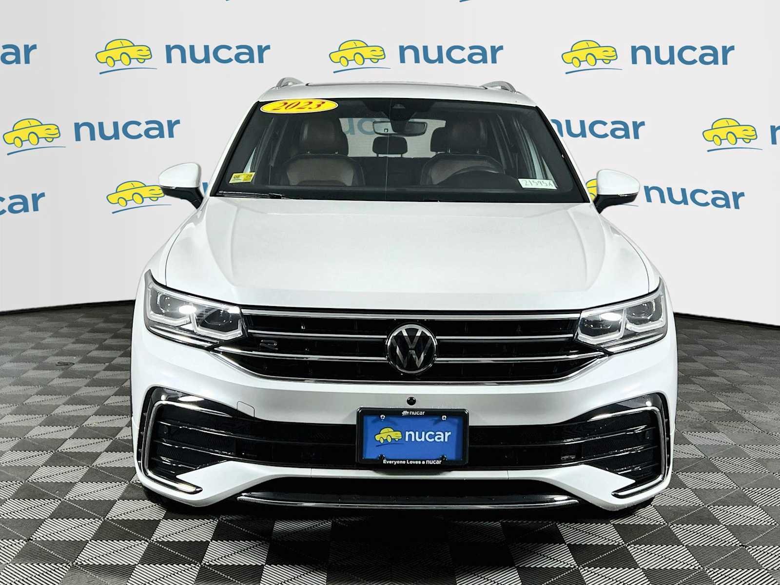 Used 2023 Opal White Pearl Volkswagen SEL R-Line image 2