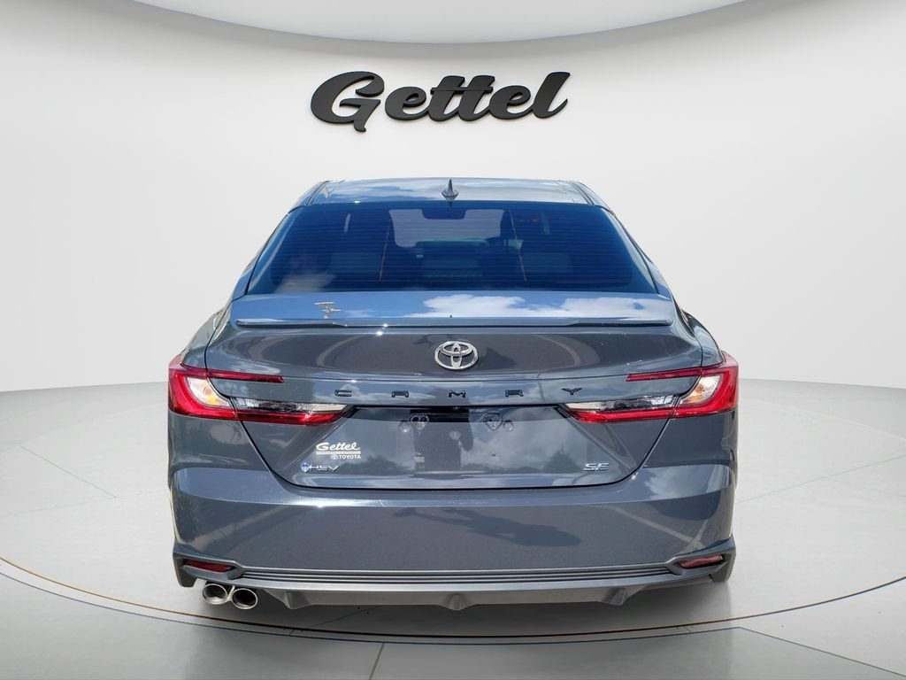 Used 2025  Toyota LE image 5