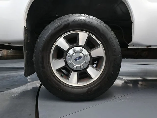 Used 2015 White Ford Lariat image 15