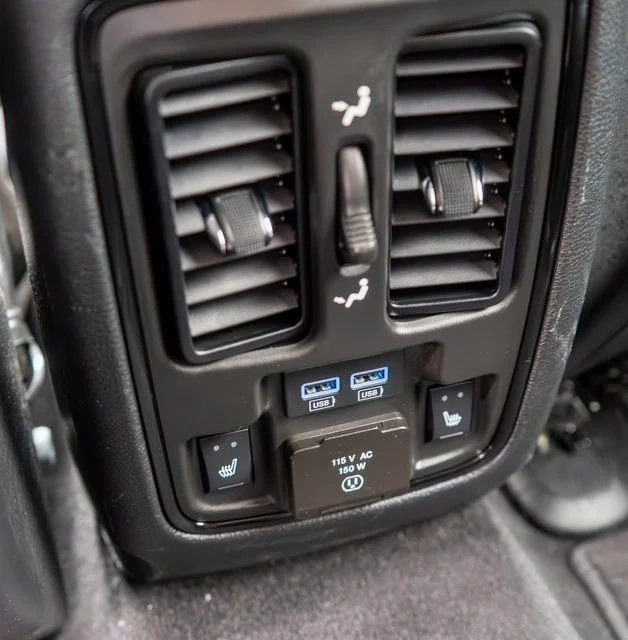 Used 2025 DB Black Clearcoat Dodge R/T Plus image 19