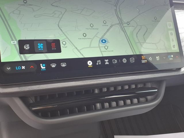 Used 2023  RIVIAN Adventure image 9