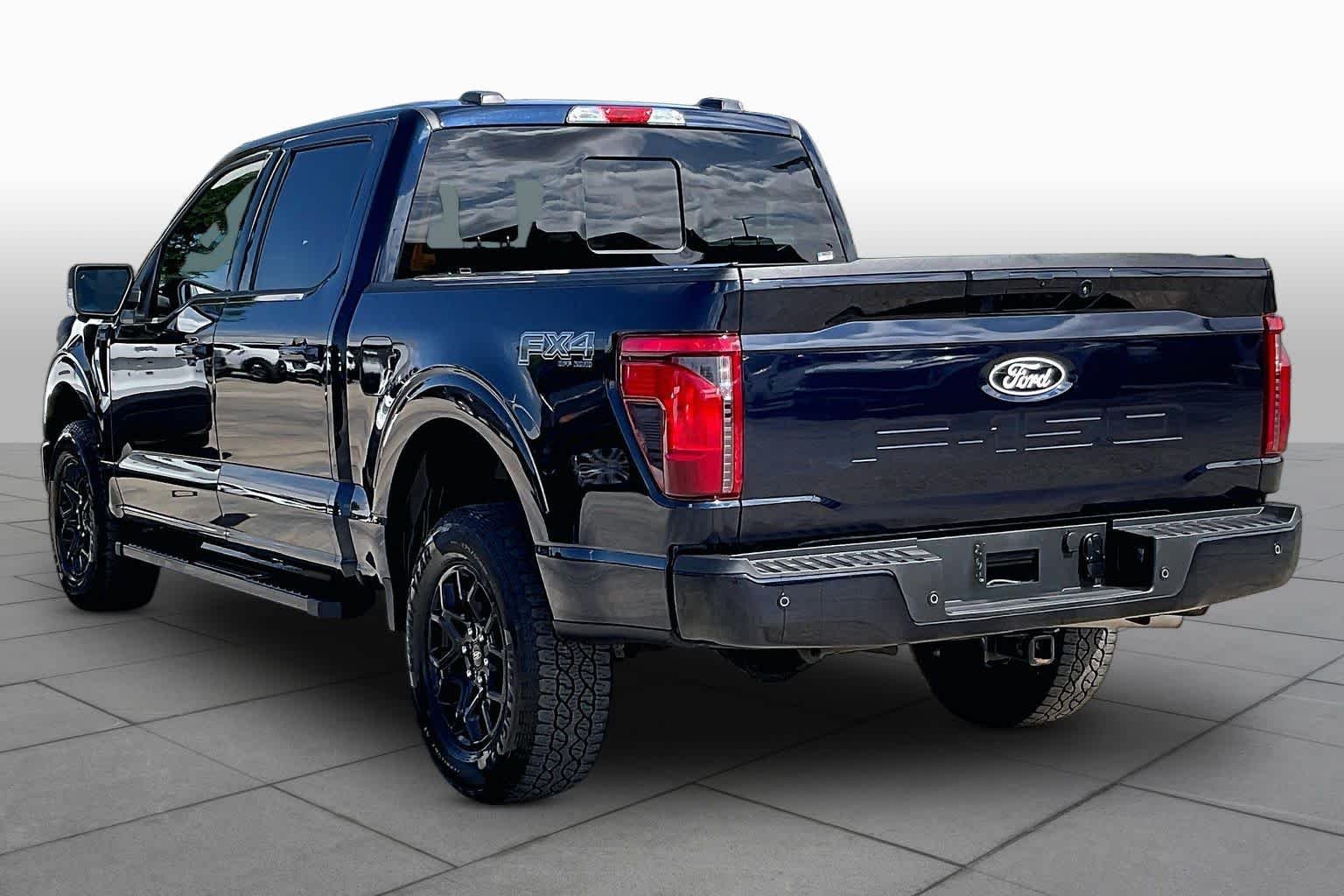 Used 2025 Antimatter Blue Metallic Ford XLT image 12