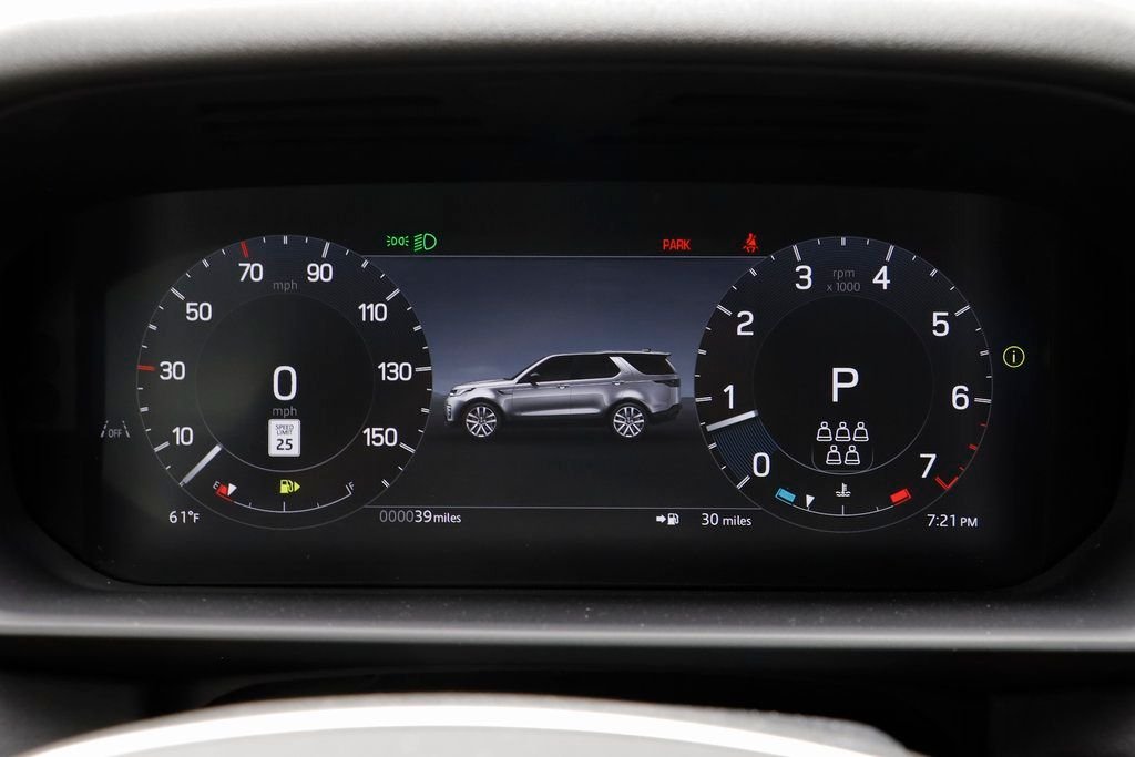 New 2025 Fuji White LAND ROVER S image 9