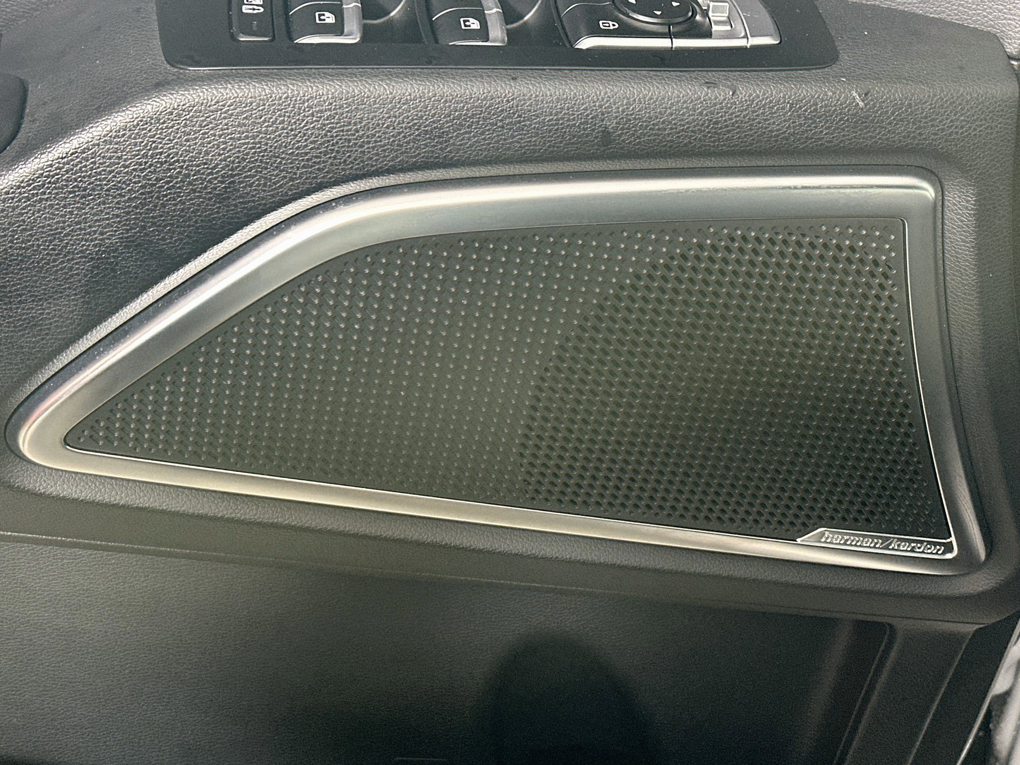 Used 2024 Wolf Gray Kia SX Prestige X-Pro image 20