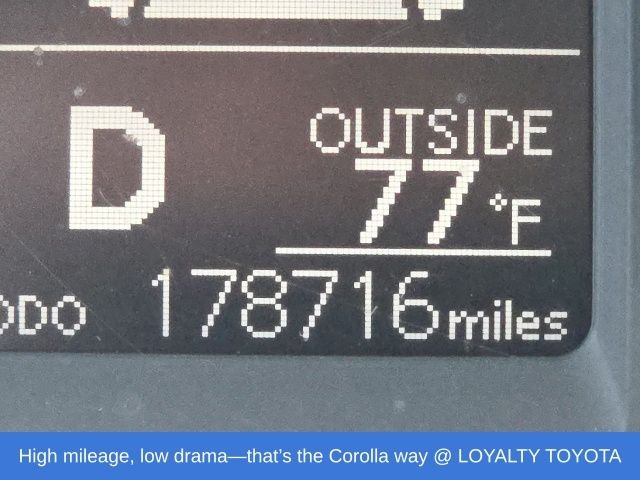 Used 2017 Gray Toyota LE image 26