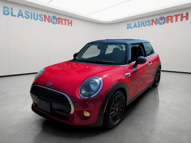 2019 MINI Hardtop Oxford Edition's photo