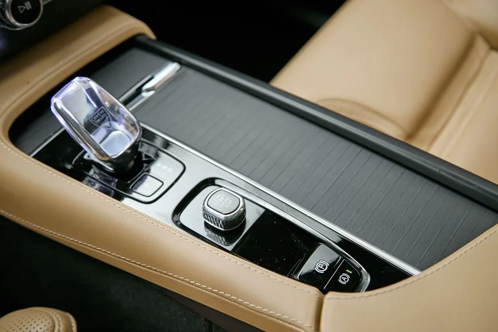 Certified Used 2024 Onyx Black Volvo Ultimate image 19