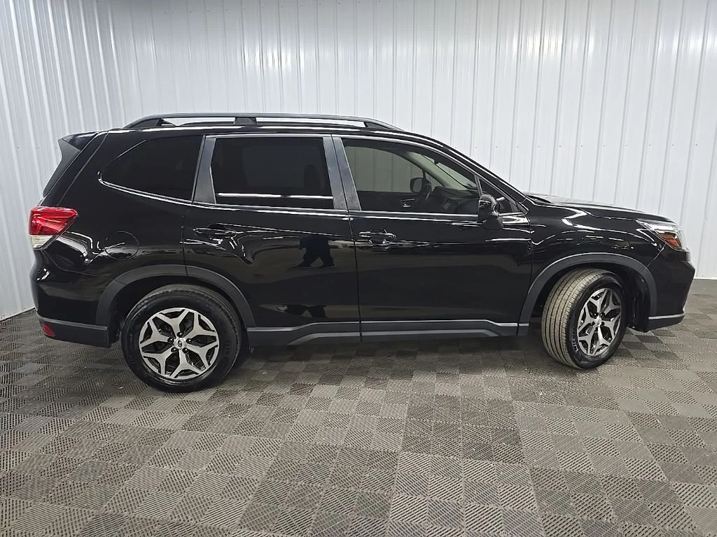 Used 2021 Black Subaru Premium image 2