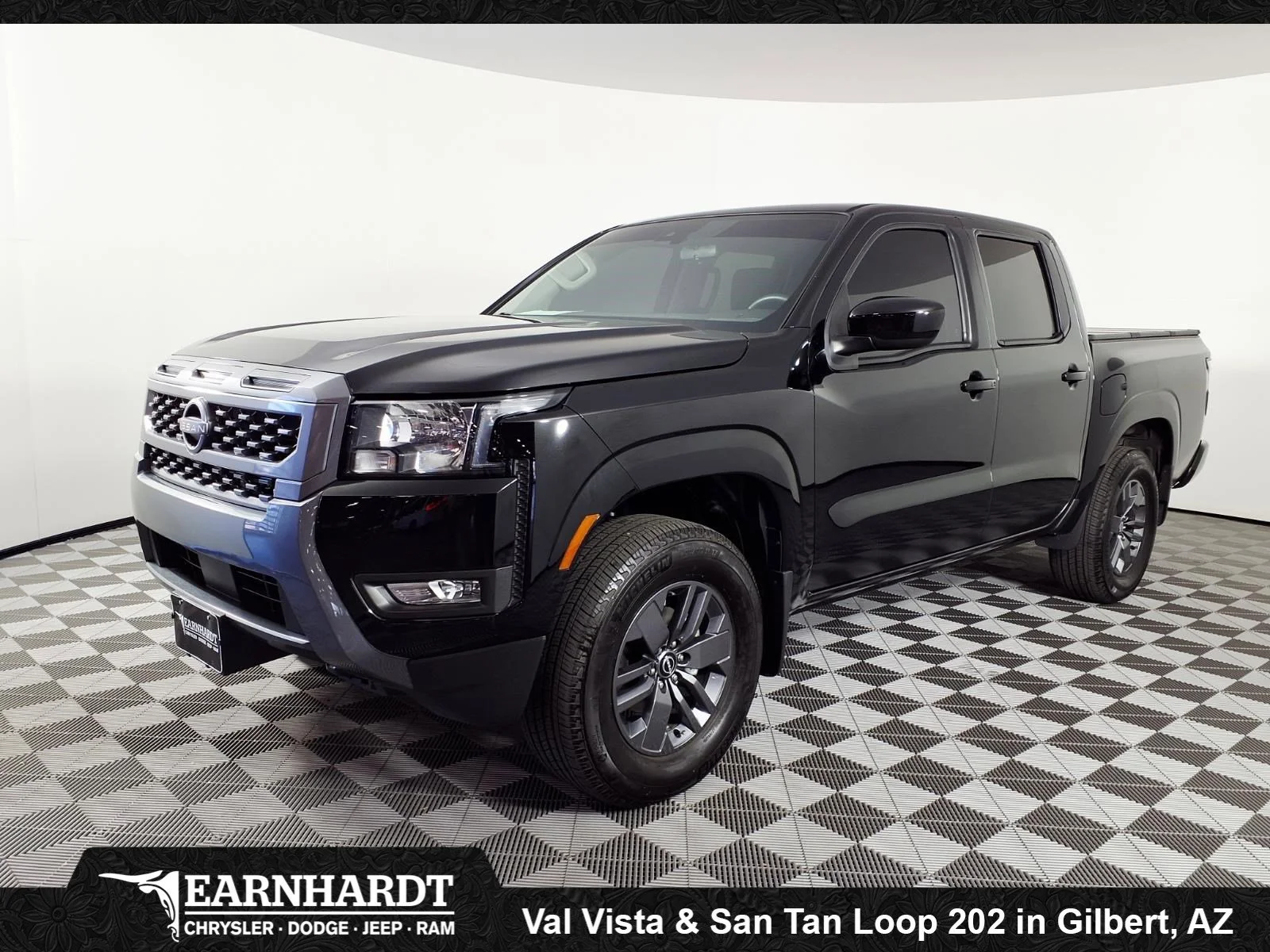 2025 Nissan Frontier SV Crew Cab 4X4 SWB's photo