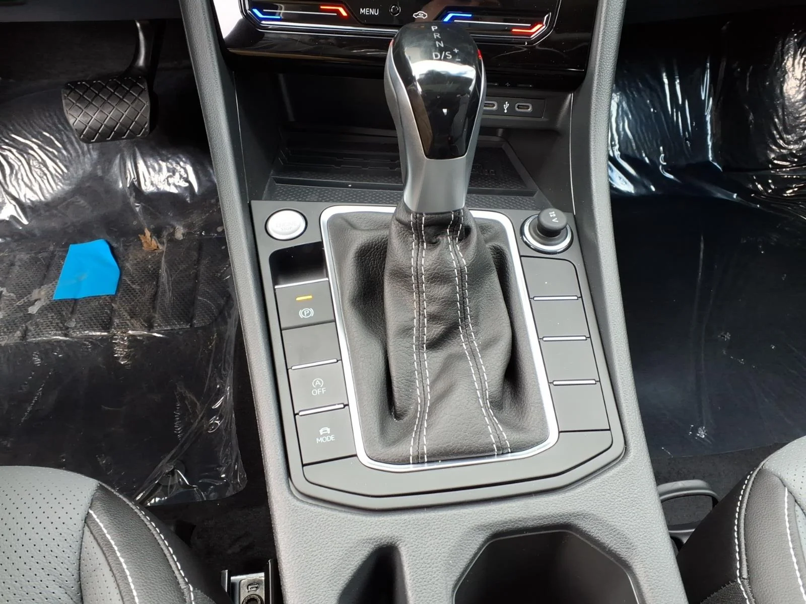New 2026 Monument Gray Volkswagen SEL AUTO image 9