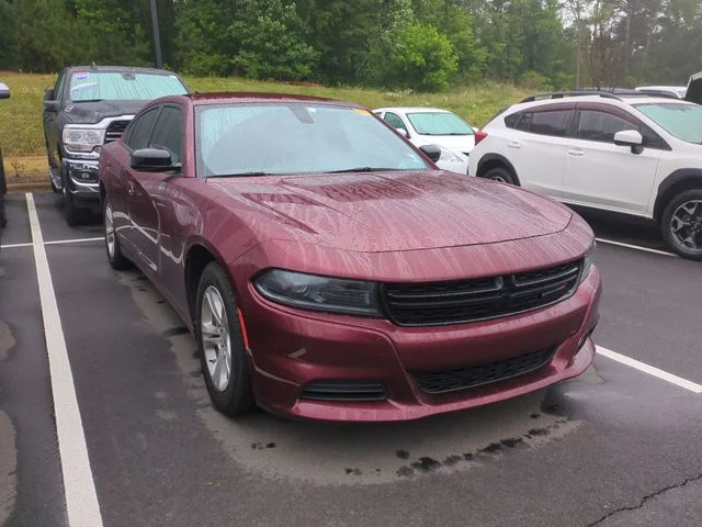 Used 2023 Red Dodge SXT image 5
