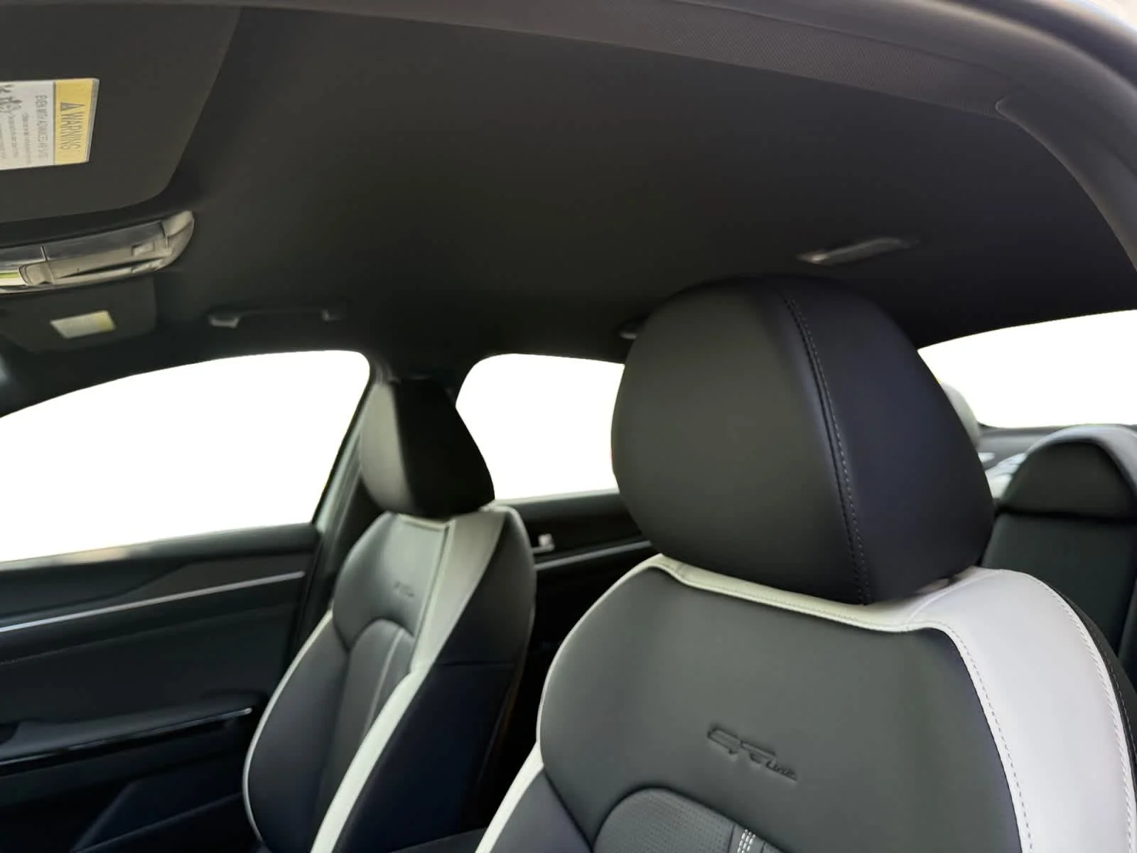 New 2026 Snow White Pearl Kia GT-Line image 12