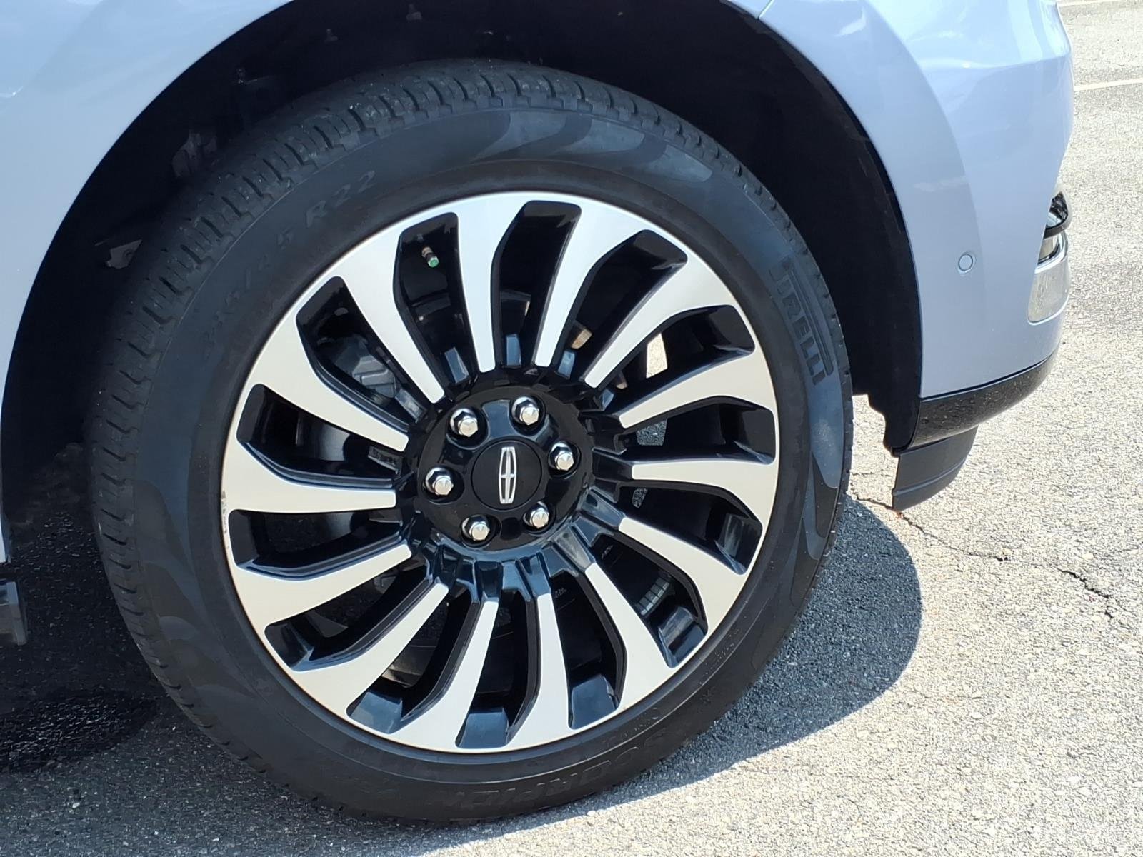 Used 2023 Chroma Crystal Blue Metallic Premium Colorant Lincoln Black Label image 13