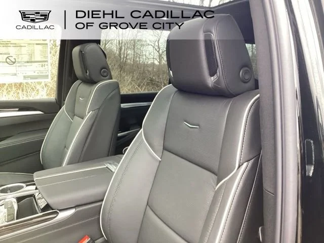 2026 Cadillac Escalade Luxury - Photo 17