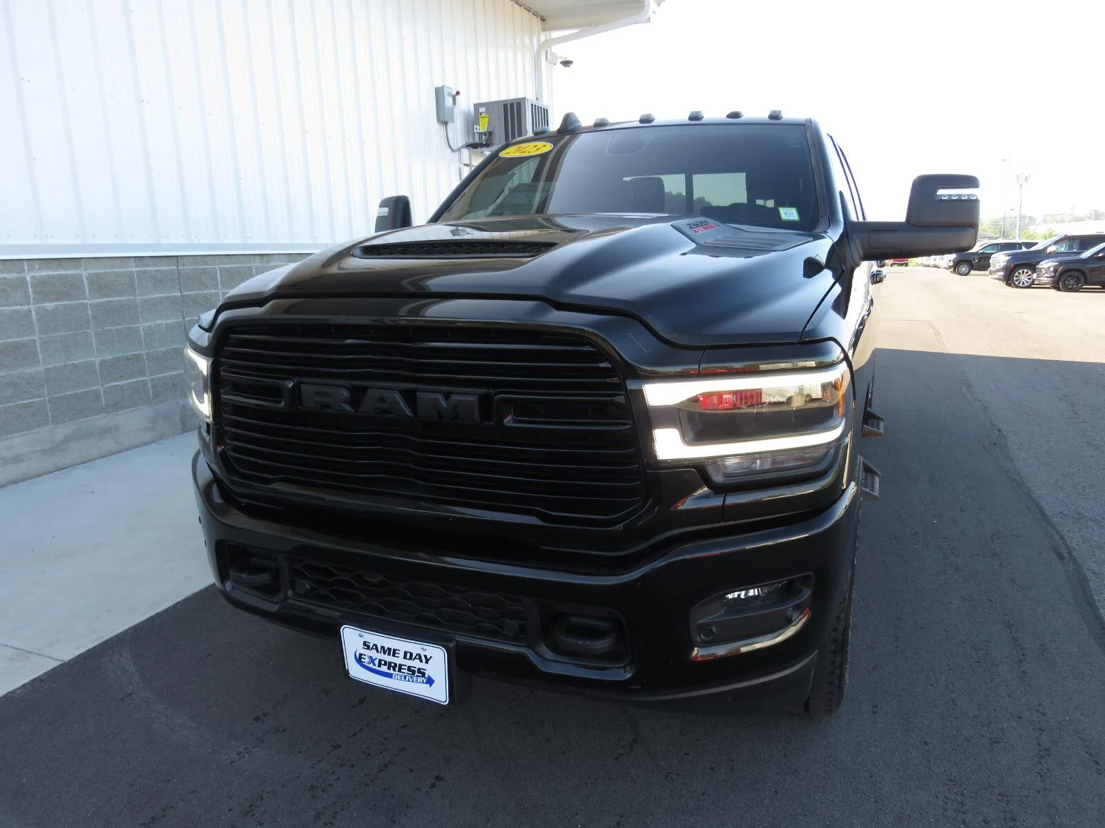Used 2023 Diamond Black Crystal Pearlcoat Ram Laramie image 12