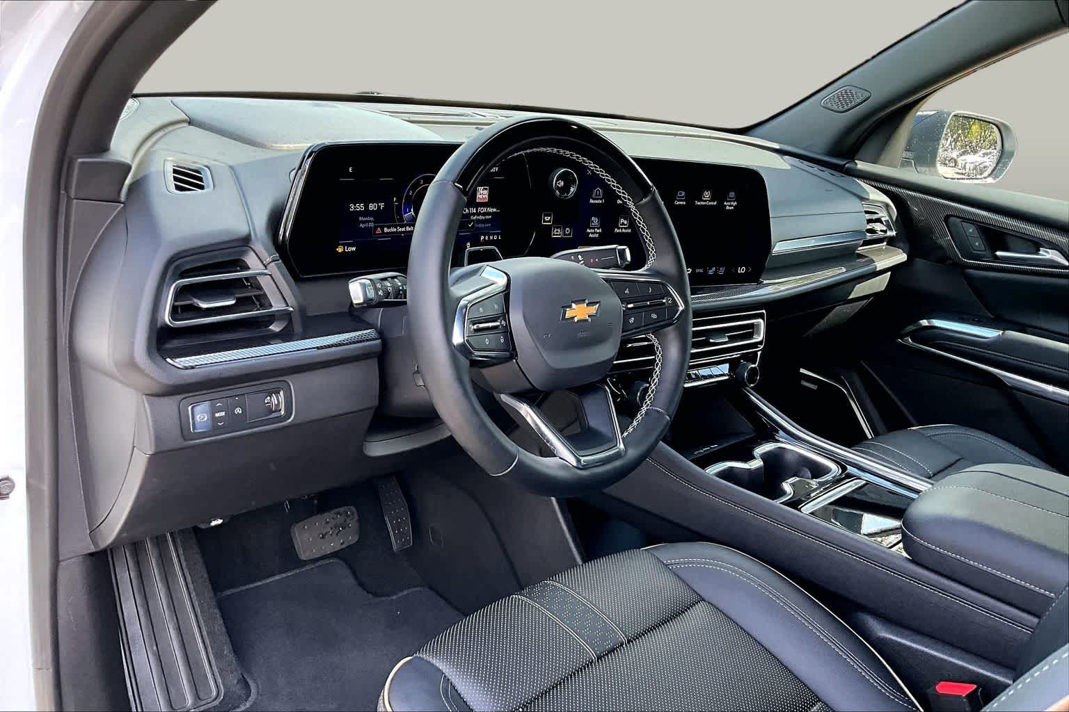 Used 2026 Polar White Tricoat Chevrolet FWD High Country image 18
