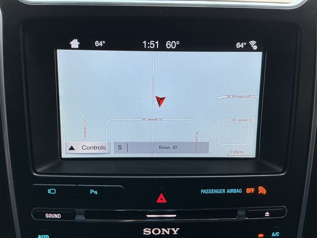 Used 2017 Gray Ford Limited image 21