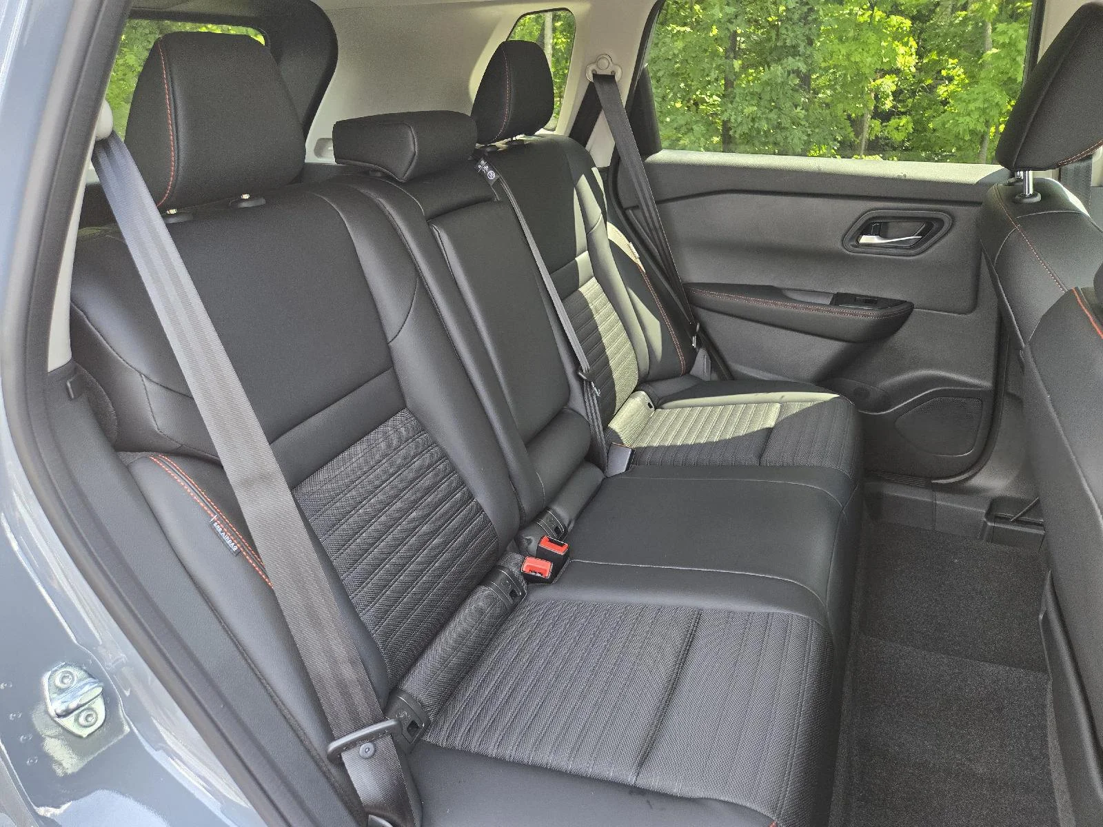 New 2026 Boulder Gray Pearl Nissan Rock Creek image 14