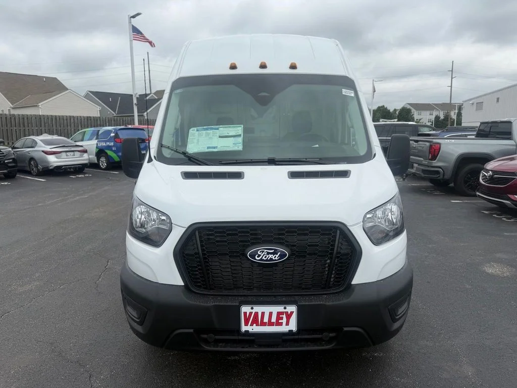 New 2026 Oxford White Ford Cargo Van image 8