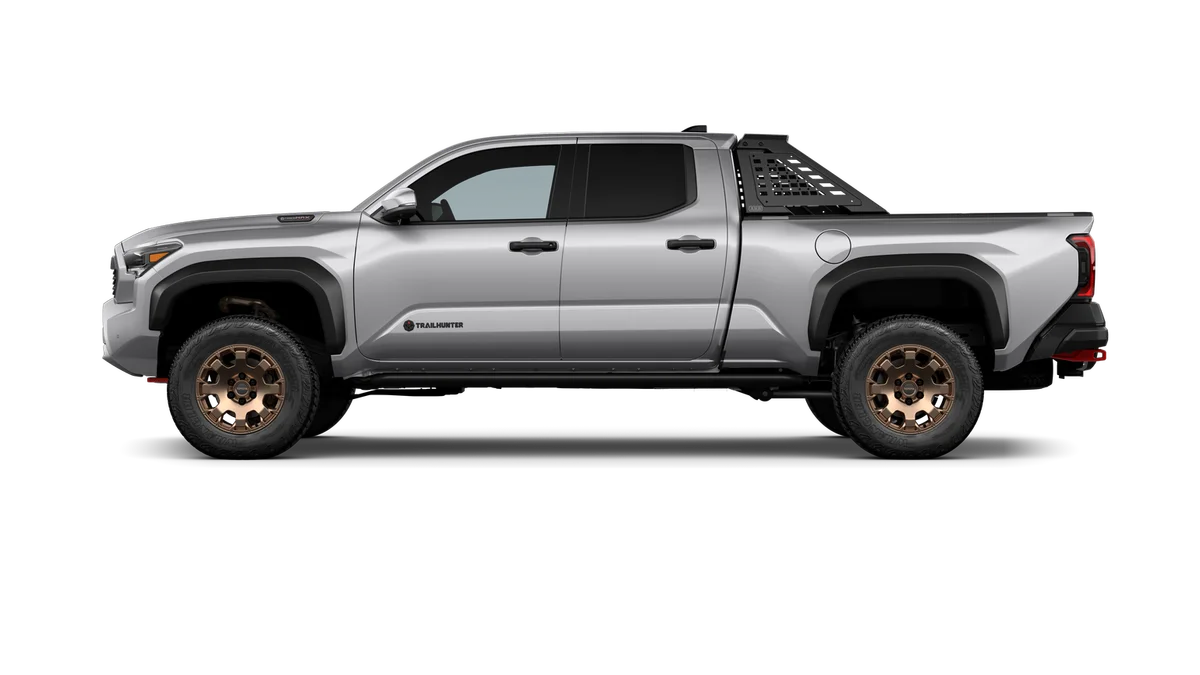 New 2026 Celestial Silver Metallic Toyota Trailhunter image 34