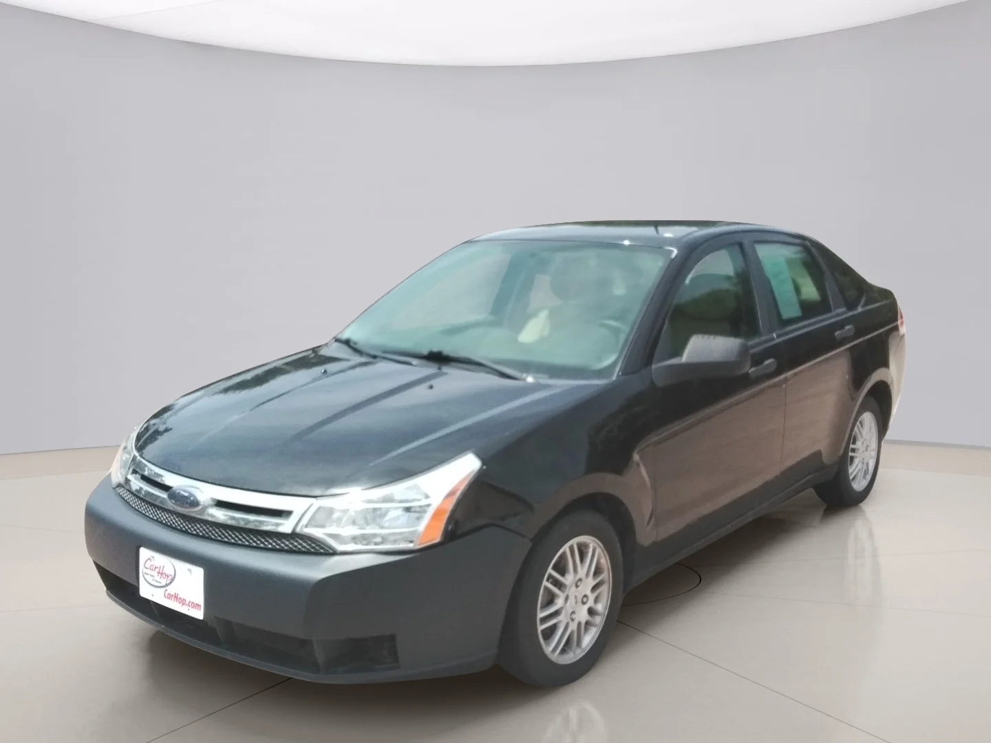 Used 2010 Black Ford SE image 9
