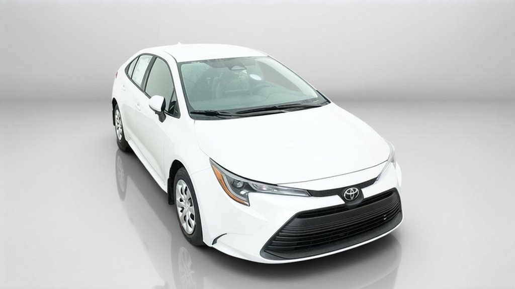 New 2027 Wind Chill Pearl Toyota LE image 4