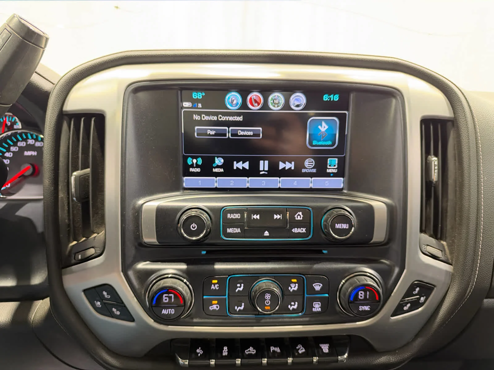 Certified Used 2018 SUMMIT WHITE GMC SLT image 27