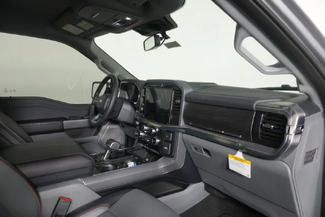 New 2026 Iconic Silver Metallic Ford Lariat® image 38