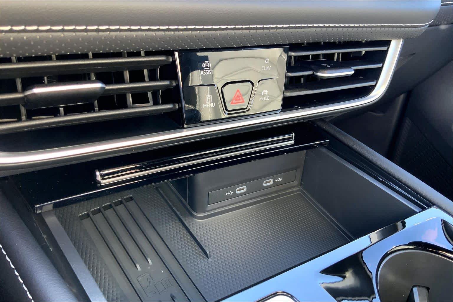 2026 Volkswagen Atlas Cross Sport SE w/Tech - Photo 19