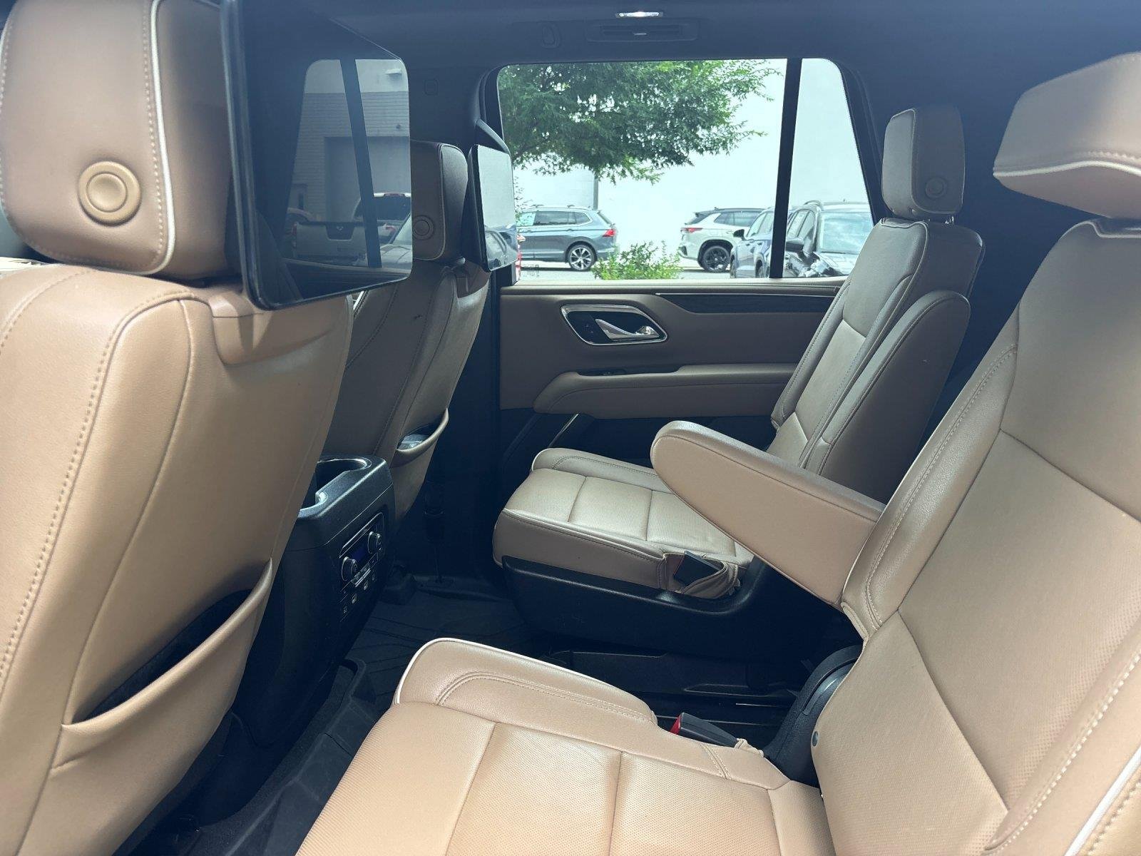 Used 2023 Black Chevrolet Premier image 33