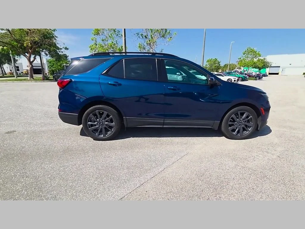 Used 2022 Blue Glow Metallic Chevrolet RS image 35