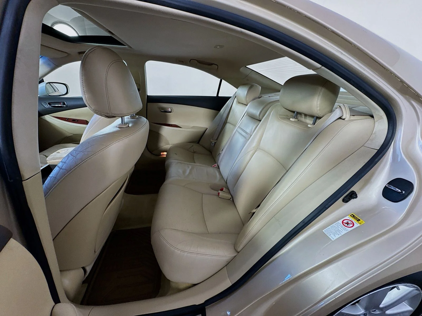 Used 2009 Beige Lexus 350 image 14