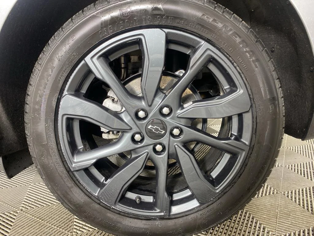 Used 2024 Sterling Gray Metallic Chevrolet RS image 9
