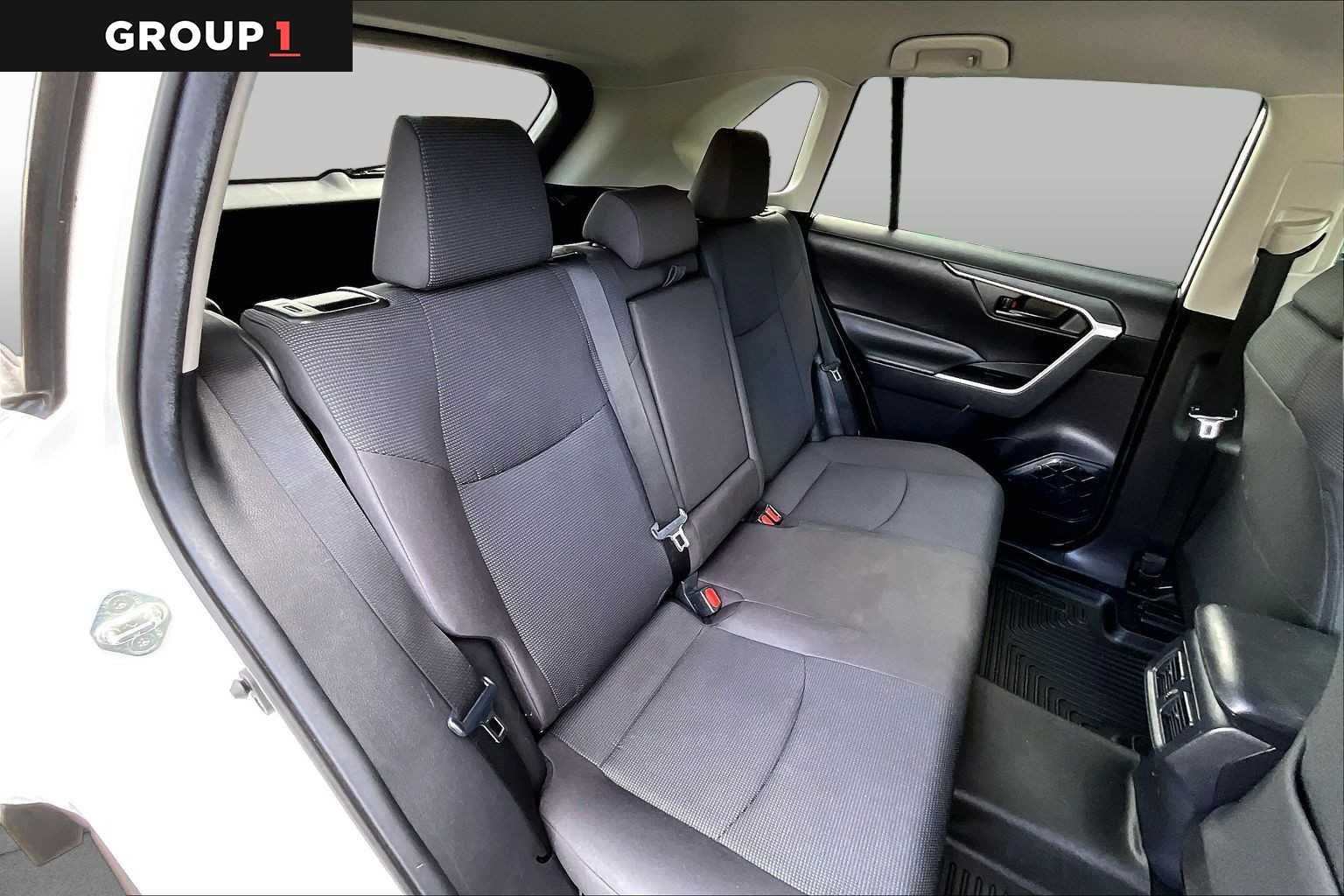 Used 2020 Super White Toyota Hybrid LE image 20