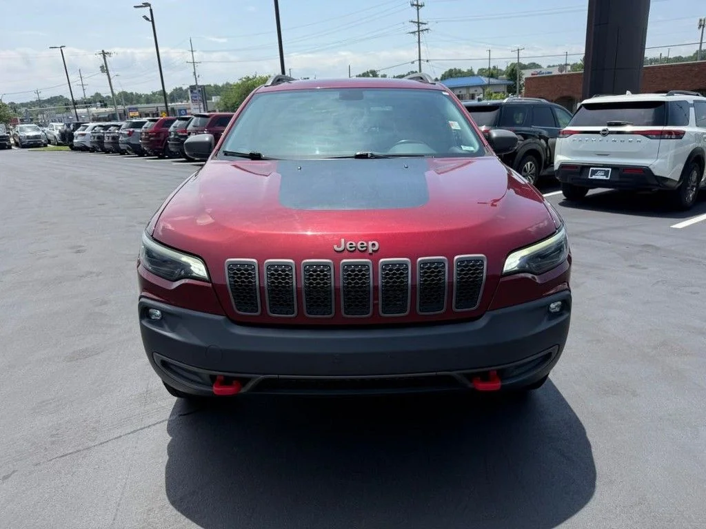 Used 2019 Red Jeep Trailhawk image 10