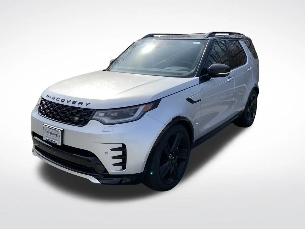 Used 2024 Silver Land Rover Dynamic SE image 1