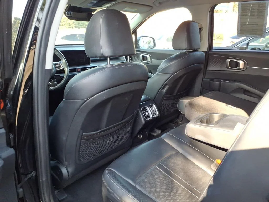 Used 2024 Black Kia S image 34