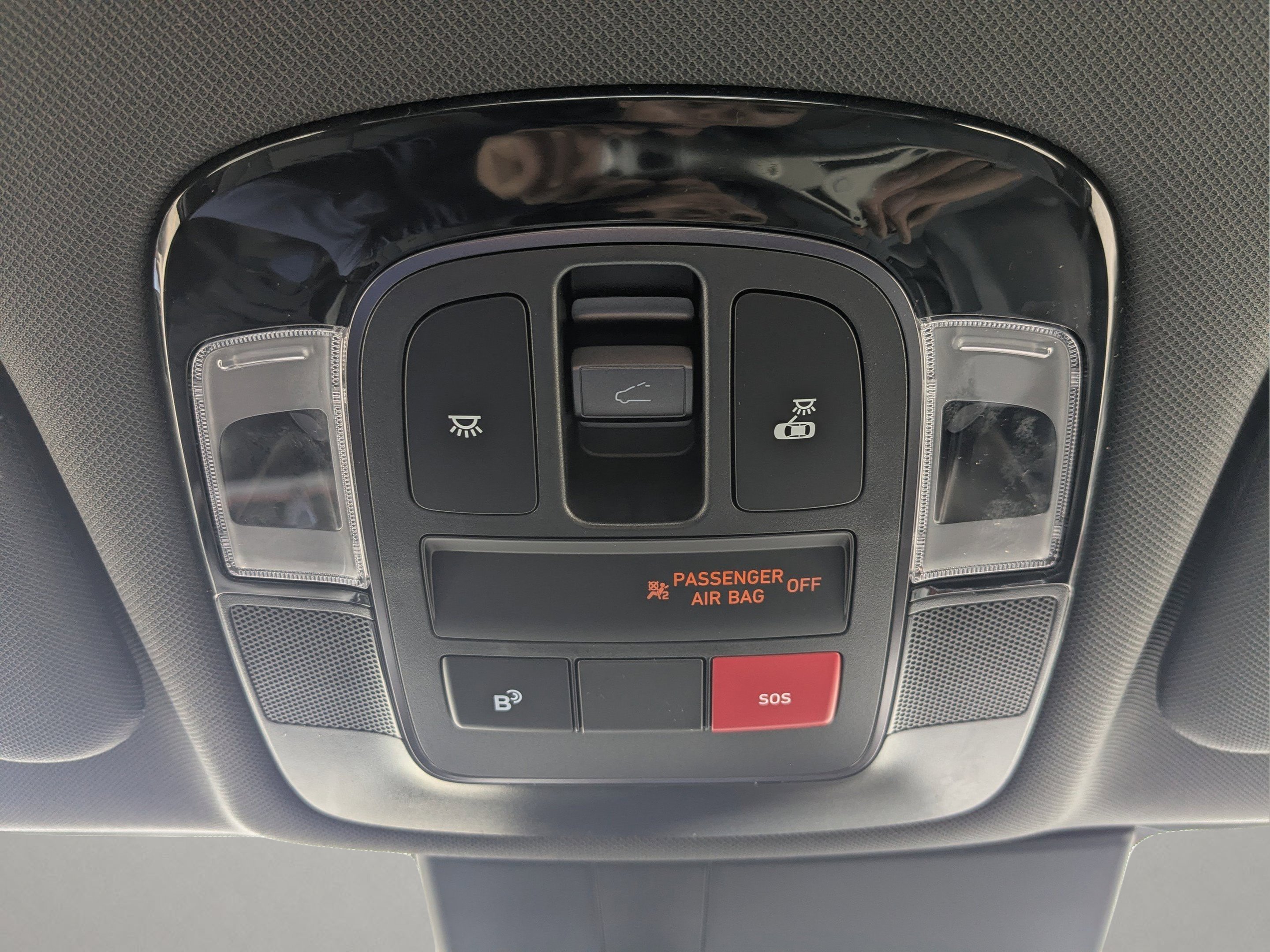 Used 2025 Serenity White Hyundai SEL Sport image 14