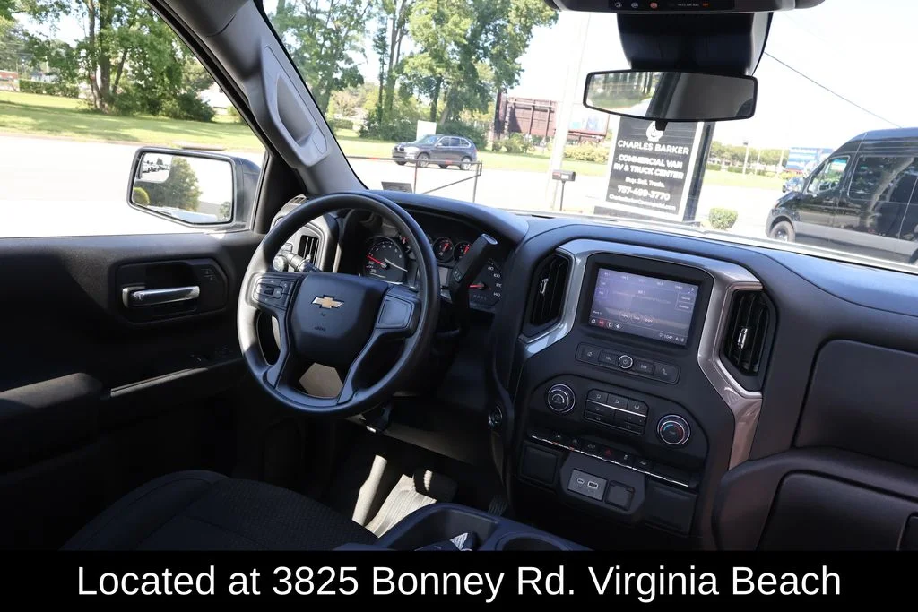 Used 2025 White Chevrolet WT image 7