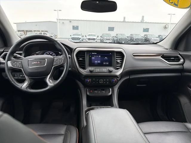 Used 2023 VOLCANIC RED TINTCOAT GMC AT4 image 15