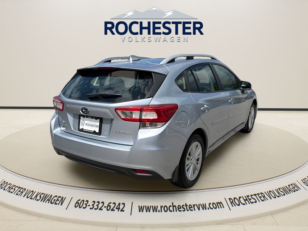 Used 2018 Ice Silver Metallic Subaru 2.0i Premium image 6